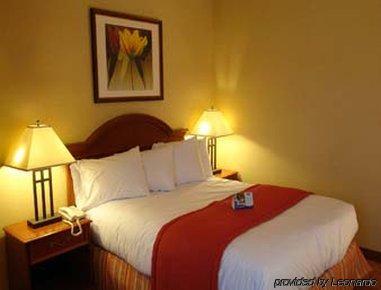 Knights Inn Toronto Scarborough Екстериор снимка